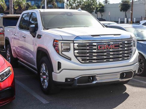 Used 2022 GMC Sierra 1500 Denali image 3