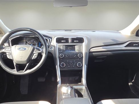 Used 2018 Ford Fusion S image 22