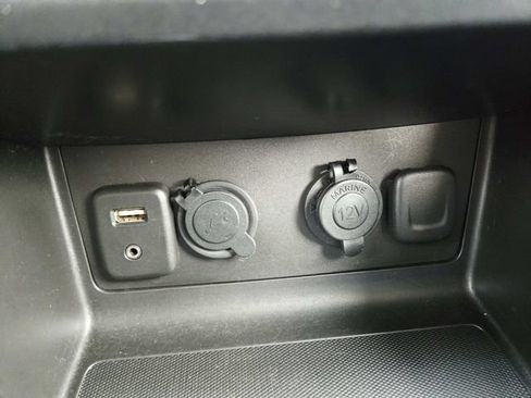 Used 2015 Chevrolet Colorado W/T w/ WT Convenience Package RWD image 25