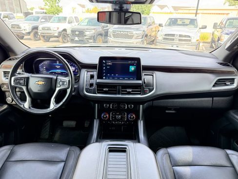 Used 2022 Chevrolet Tahoe LT w/ Luxury Package AWD/4WD image 14