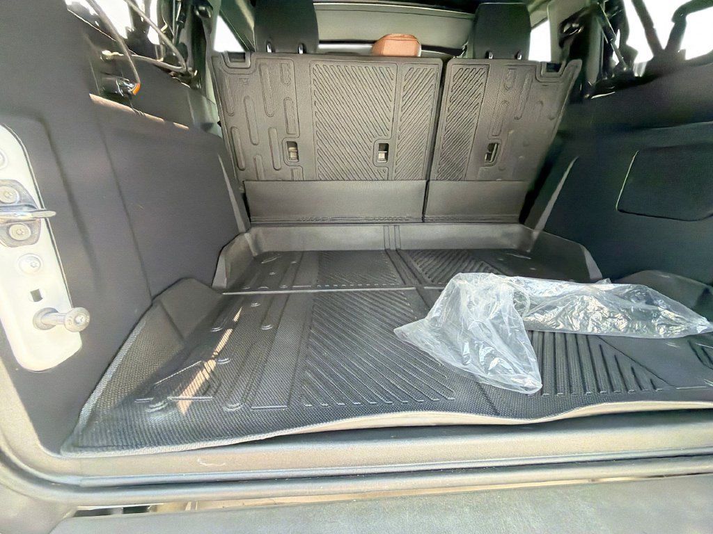 Used 2024 Ford Bronco Outer Banks AWD/4WD image 21