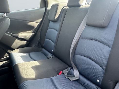 Used 2018 Toyota Yaris iA image 13