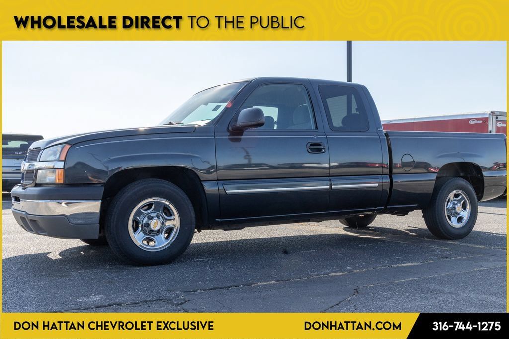 Used 2003 Chevrolet Silverado 1500 LS RWD image 2