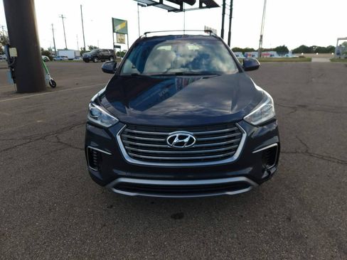 Used 2017 Hyundai Santa Fe SE AWD/4WD image 9