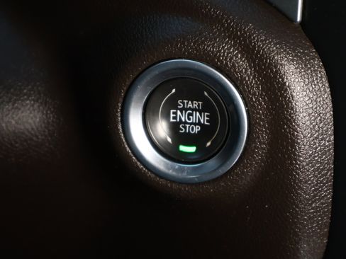 Used 2022 Chevrolet Silverado 1500 LTZ w/ Safety Package II image 20