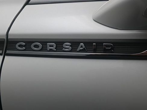 Used 2021 Lincoln Corsair Reserve w/ Equipment Group 201A image 27