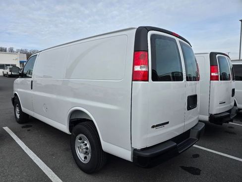 New 2025 Chevrolet Express 2500 w/ Driver Convenience Package image 4