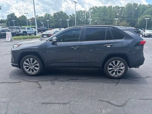 Used 2020 Toyota RAV4 XLE Premium FWD image 2