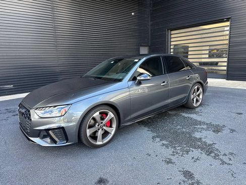 Used 2022 Audi A4 2.0T Premium Plus AWD/4WD image 9