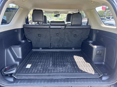 Used 2021 Toyota 4Runner Limited AWD/4WD image 14