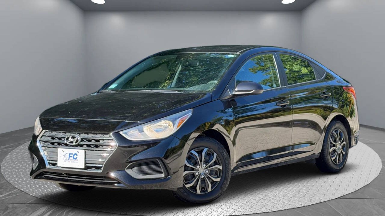 Used 2021 Hyundai Accent SE FWD image 1