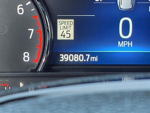 Used 2023 Ford Explorer ST-Line w/ Class IV Trailer Tow Package image 19