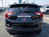 Used 2024 GMC Terrain SLE w/ Driver Convenience Package image 4