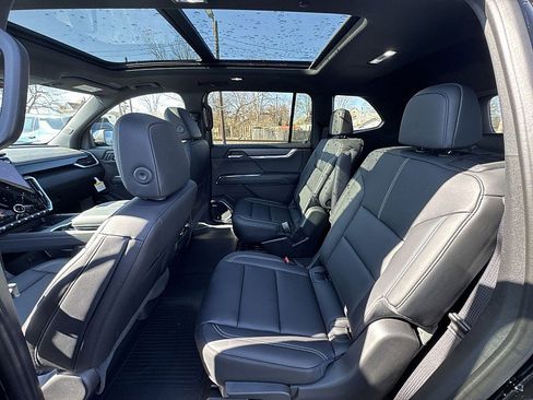 New 2025 GMC Acadia Elevation w/ Elevation Premium Package image 23