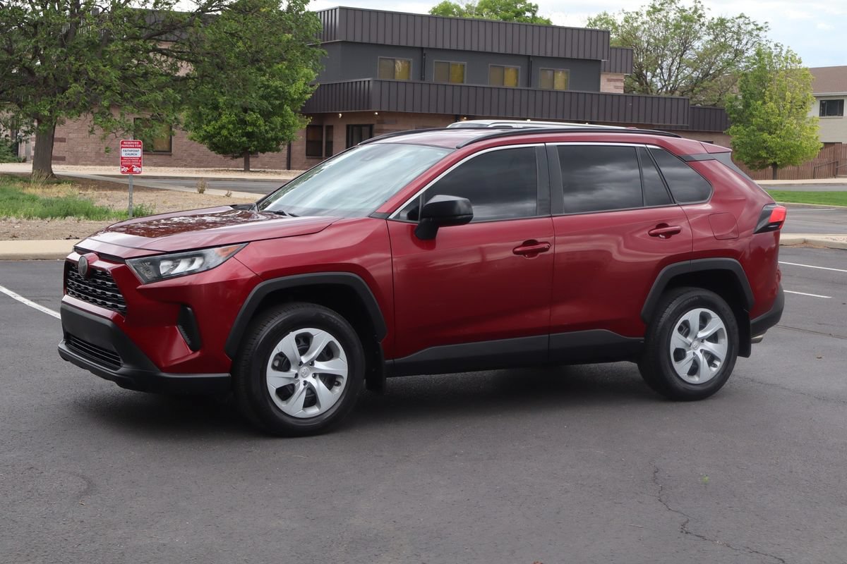 Used 2021 Toyota RAV4 LE w/ Carpet Mat Package (TMS) AWD/4WD image 10