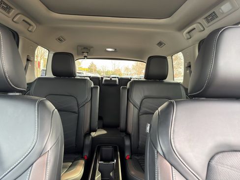 Certified 2023 Nissan Pathfinder Platinum w/ Lighting Package (N93) image 30