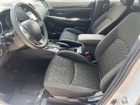 Used 2024 Mitsubishi Outlander Sport AWD image 9