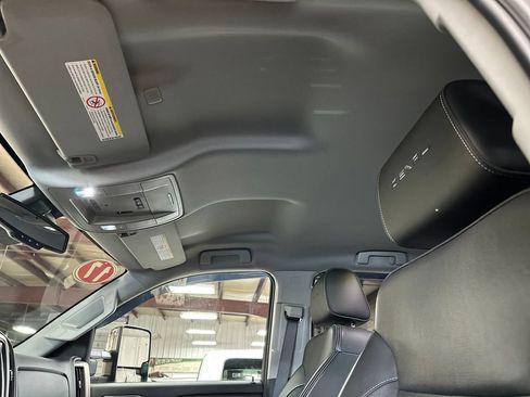 Used 2017 GMC Sierra 3500 Denali w/ Duramax Plus Package AWD/4WD image 13