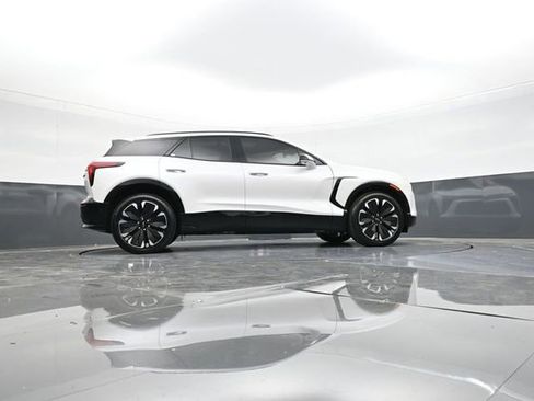 New 2025 Chevrolet Blazer EV RS w/ Super Cruise Package image 47