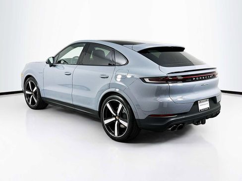 New 2026 Porsche Cayenne E-Hybrid image 3