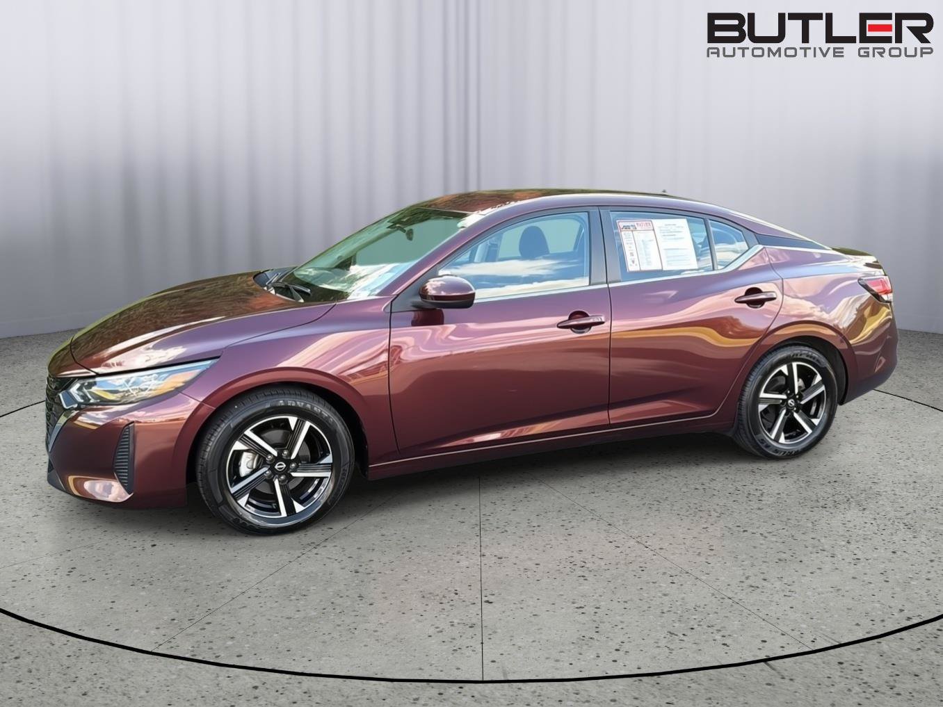 Used 2025 Nissan Sentra SV FWD image 3