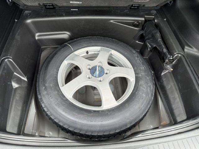 Used 2024 Jeep Grand Cherokee Limited AWD/4WD image 17