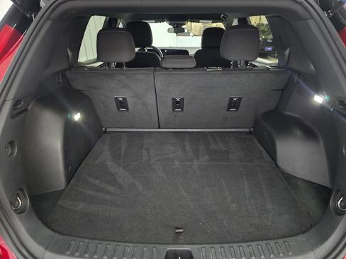 Used 2025 Chevrolet Equinox LT w/ Midnight Edition image 11