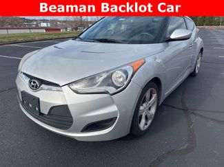 Used 2014 Hyundai Veloster video 1