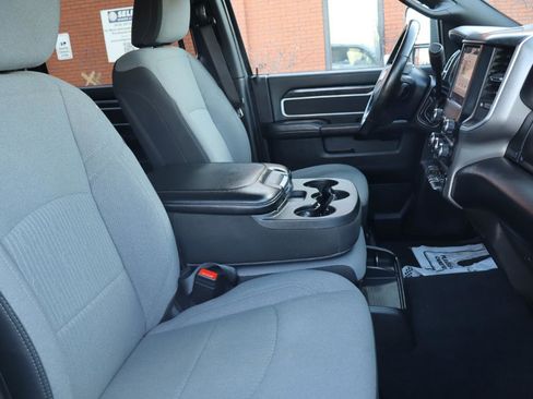 Used 2024 RAM 3500 Big Horn image 23