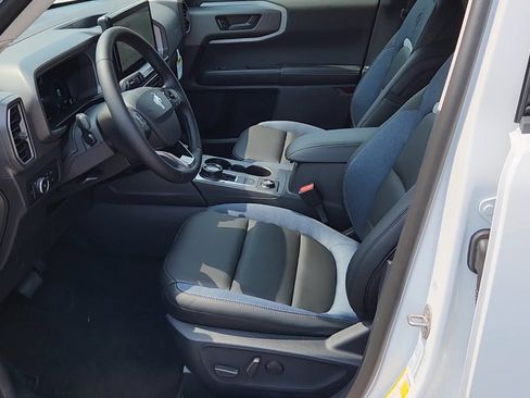 New 2025 Ford Bronco Sport Outer Banks w/ Outer Banks Tech Package+ image 17