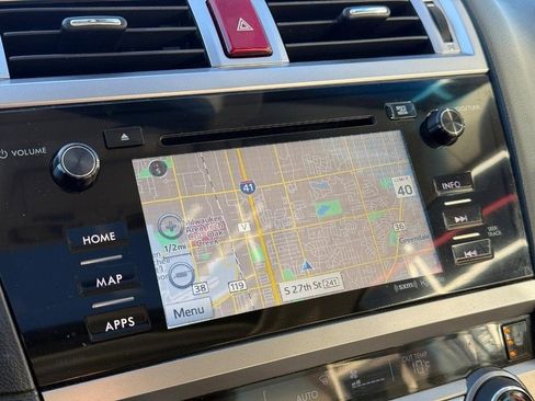 Used 2017 Subaru Outback 2.5i Limited image 23