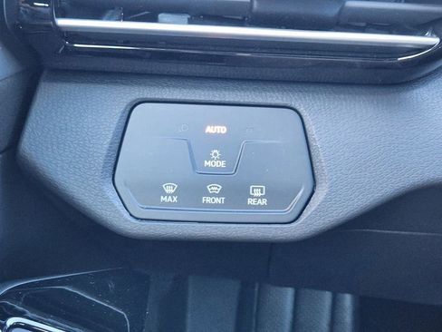 New 2026 Volkswagen ID.4 Pro AWD/4WD image 18