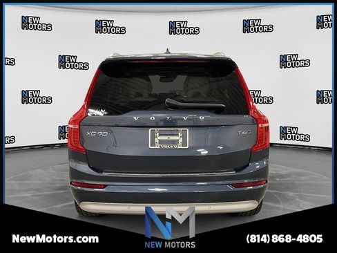 Used 2022 Volvo XC90 T6 Momentum w/ Climate Package AWD/4WD image 4