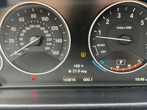 Used 2017 BMW 330i xDrive Sedan AWD/4WD image 17