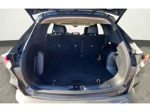 Used 2020 Ford Escape SEL image 18