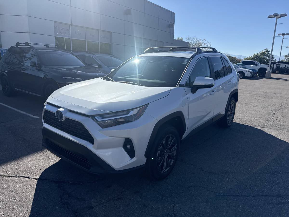Used 2023 Toyota RAV4 XLE Premium AWD/4WD image 2