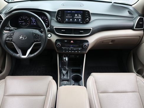 Used 2021 Hyundai Tucson Limited FWD image 2
