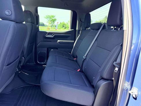 Used 2024 Chevrolet Silverado 1500 LT AWD/4WD image 11