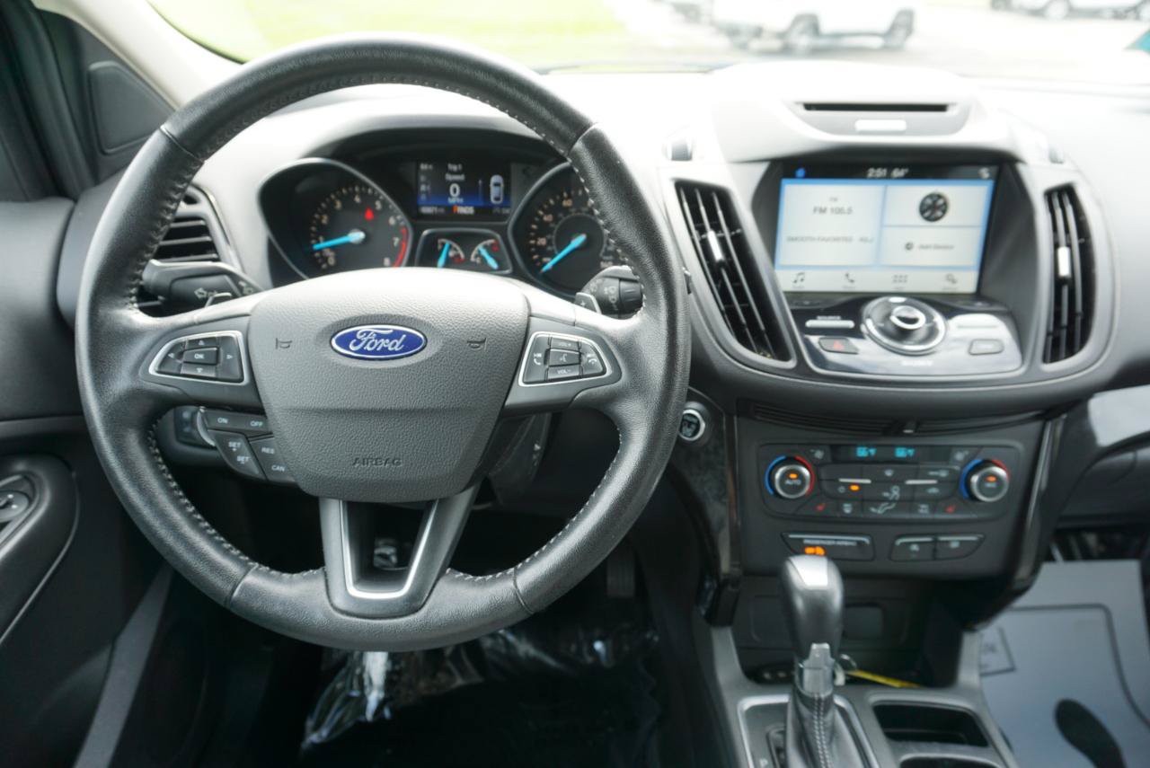Used 2017 Ford Escape Titanium AWD/4WD image 9