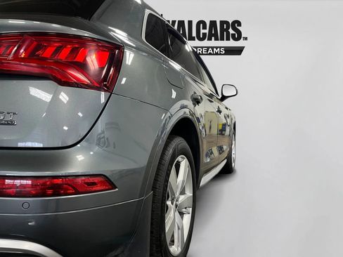 Used 2018 Audi Q5 2.0T Premium Plus w/ Premium Plus Package image 12