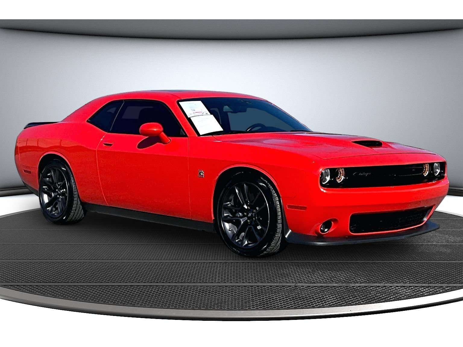 Used 2021 Dodge Challenger R/T Scat Pack w/ Driver Convenience Group RWD image 14