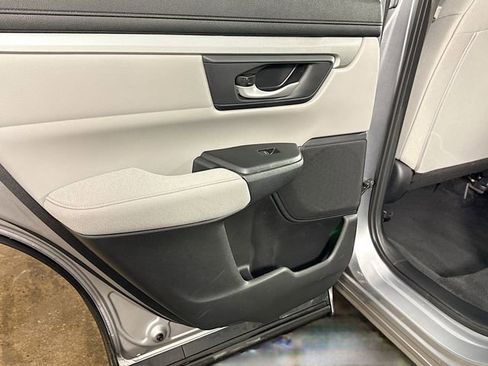 Certified 2018 Honda CR-V LX image 35