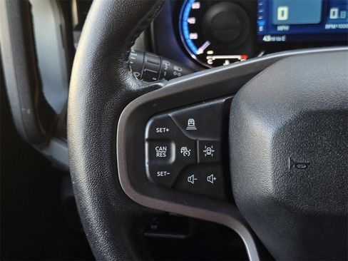 Used 2023 Ford Bronco Badlands image 25