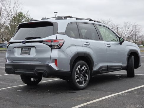 Used 2025 Subaru Forester Limited w/ Popular Package #2 image 21