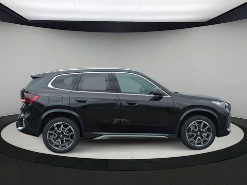 Used 2025 BMW X1 xDrive28i w/ Technology Package image 9