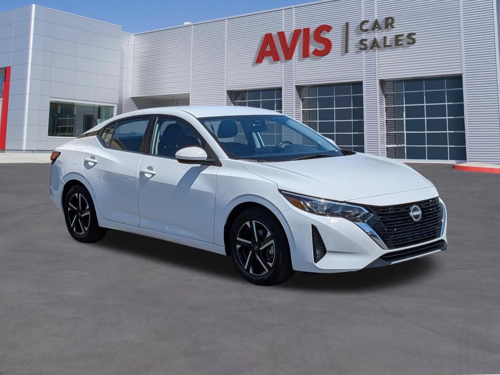 Used 2025 Nissan Sentra SV FWD image 3