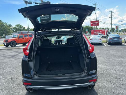 Used 2018 Honda CR-V Touring image 6