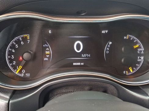 Used 2017 Jeep Grand Cherokee Limited AWD/4WD image 22