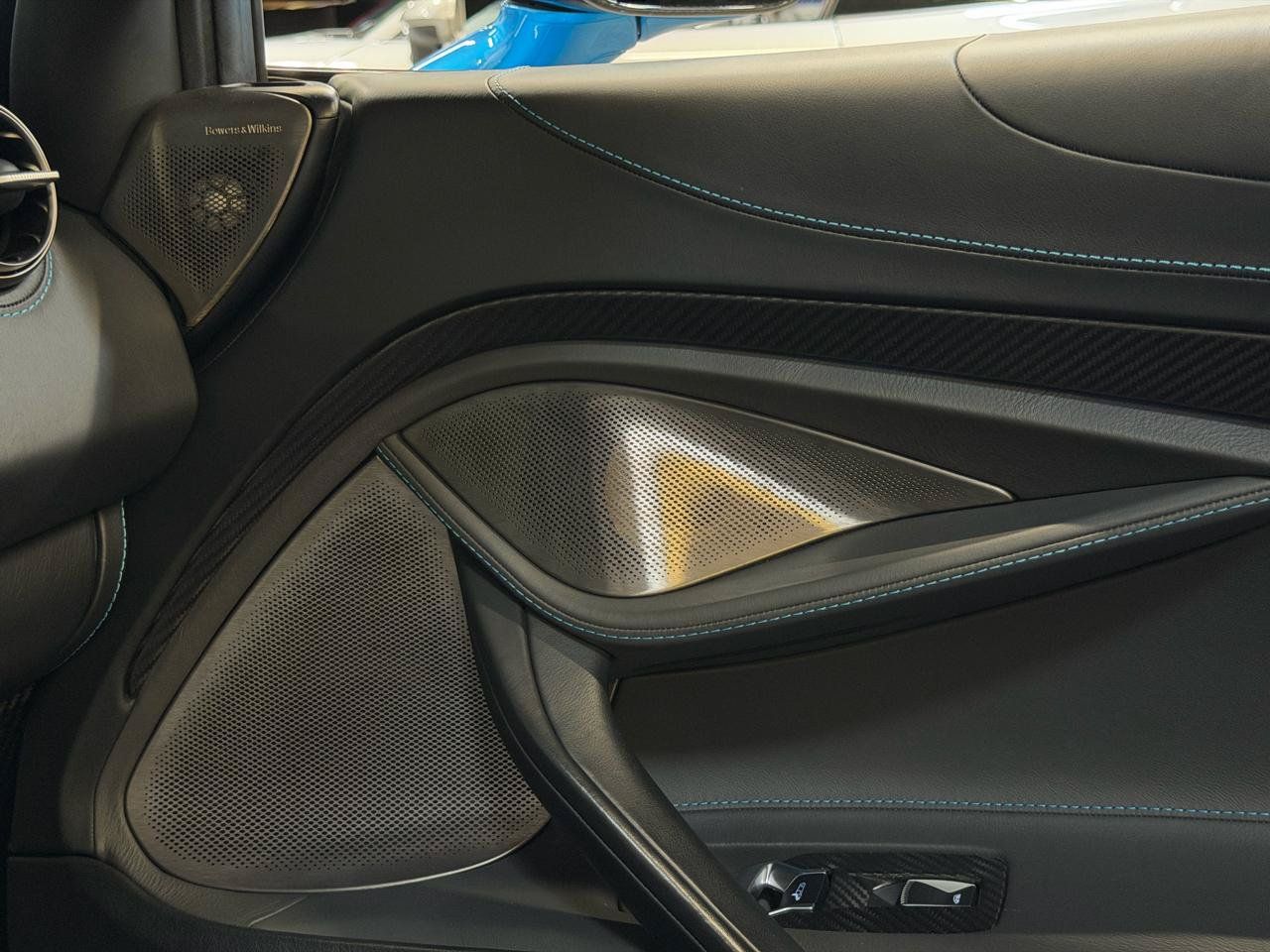 Used 2020 McLaren 720S Luxury RWD image 24