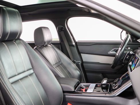 Used 2022 Land Rover Range Rover Velar R-Dynamic S image 27
